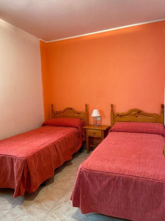Apartaments Montaña Alins Exterior foto
